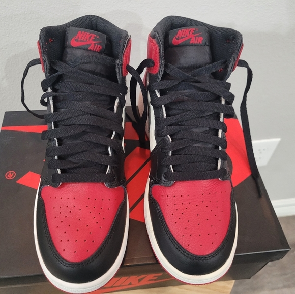 Air Jordan Retro 1 Retro High OG BG - Picture 4 of 9